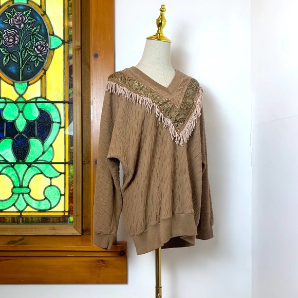 Vintage Western Sweatshirt Sweater with Fringe Studs Smock by Rafael- M - Picture 8 of 11
